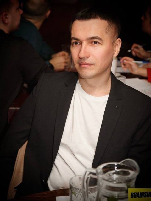 Владимир, Россия, Москва, 38 лет, 1 ребенок. Он ищет её: Ту самую)Ты не связываешь слова с помощью мата))) Пьёшь в праздники и иногда в выходные, только ЗОЖ тоже прив