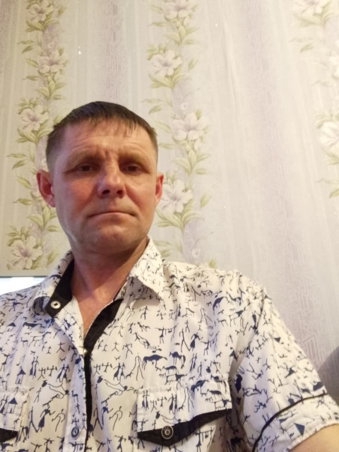 Олег, Россия, Ростов Великий, 46 лет. Познакомлюсь с женщиной для любви и серьезных отношений. 