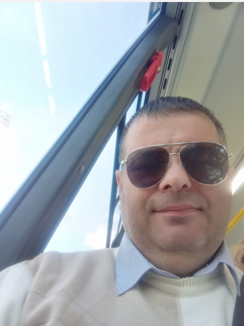 Георгий, Санкт-Петербург, м. Девяткино, 50 лет, 2 ребенка. Добрый день дамы, хочу встретить приятную в общении с детьми женщину. От 35лет до 50лет. Желательно...  Анкета 639788. 