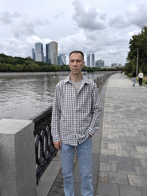 Олег, Москва, м. Молодёжная, 50 лет, 1 ребенок, 3 фото. Познакомлюсь с женщиной для любви и серьезных отношений, брака и создания семьи.  Анкета 640139. 