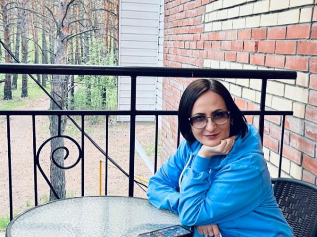 Светлана, Омск, 57 лет, 1 ребенок, 4 фото. Познакомлюсь с мужчиной для гостевого брака, дружбы и общения.  Анкета 642164. 