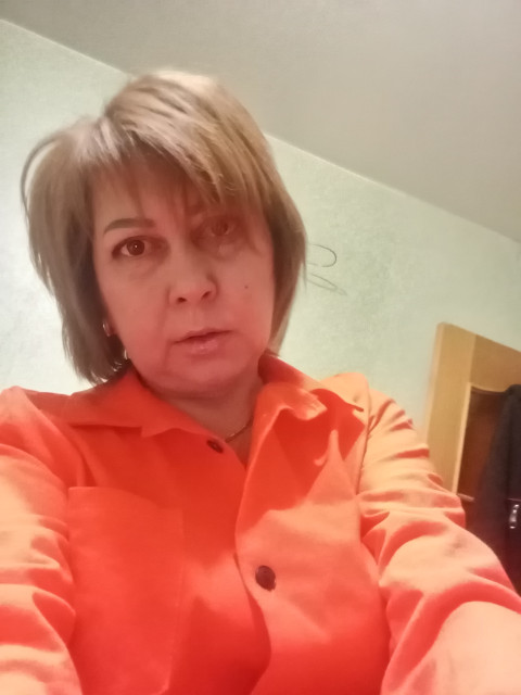 Ирина, Курск, 49 лет, 1 ребенок. Познакомлюсь с мужчиной для дружбы и общения.  Анкета 644022. 