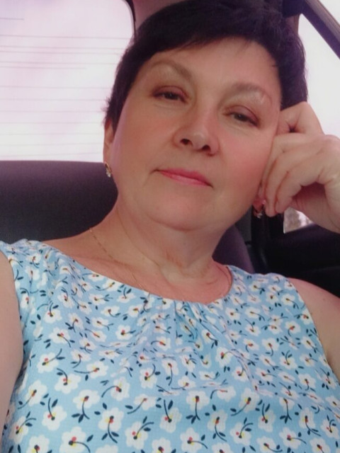 Ольга Кучеренко, Россия, Тверь, 61 год. Ищу того, кто реально верит, что наши поезда еще не ушли.... Как много нас здесь без любви, страсти,Живу в Тверской области. Я земной житейский человек, не жду от жизни много, но не умею уходить от пр