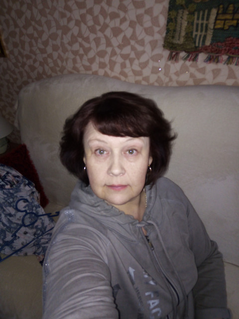 Ольга, Россия, Сланцы, 58 лет. Познакомлюсь с мужчиной для дружбы и общения.Живу в г. Сланцы, на пенсии, не работаю