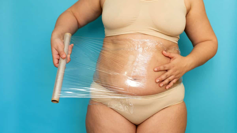 Лайфхак про стрейч пленку. Подготовка к свиданию для девушек.