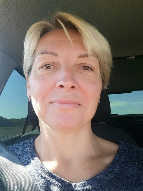 Леди Брю, Россия, Ейск, 52 года, 1 ребенок. Ищу: Надёжного мужчину, мою половинку, который будет не только слушать меня, но и слышать. 
Разница в возрасте...  Анкета 650158. 