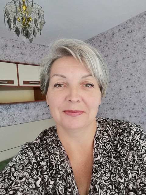 Леди Брю, Россия, Ейск, 52 года, 1 ребенок. Ищу: Надёжного мужчину, мою половинку, с которым смогу стать одним целым - семьёй. 
Если Вам жена нужна...  Анкета 650158. 