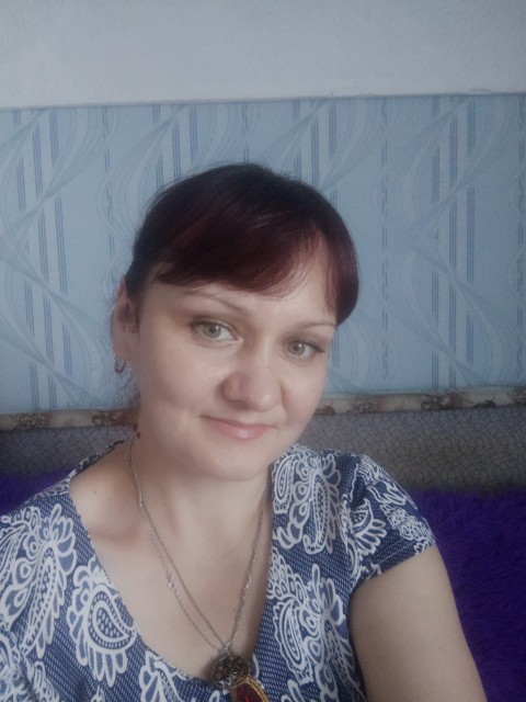 Лена, Россия, Ростов-на-Дону, 42 года, 2 ребенка. Она ищет его: Познакомлюсь с мужчиной для любви и серьезных отношений, дружбы и общения.Ищу настоящего мужчину.
