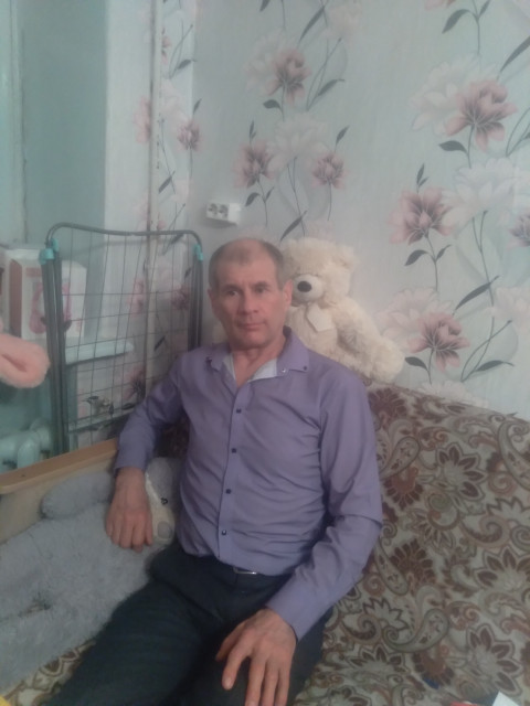 Владимир, Россия, Новосибирск, 50 лет, 2 ребенка. Познакомлюсь с женщиной для воспитания детей. Нормальный спокойный нужна женщина с детьми вырастим вместе помогу в жилищной проблеме. 