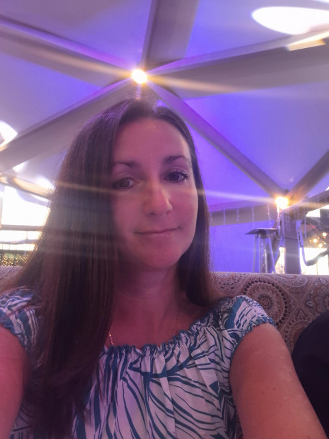 Елена, Россия, Нижний Новгород, 42 года, 1 ребенок. Познакомлюсь с мужчиной для любви и серьезных отношений, брака и создания семьи, рождения совместныхДобрая, спокойная, заботливая, нежная. 
Люблю детей, природу, животных. 
Ищу мужа, семью