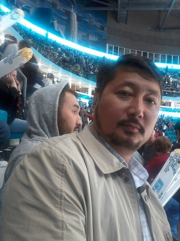 Нурлан, Казахстан, Алматы, 45 лет. Познакомлюсь с женщиной для дружбы и общения. Не совсем обычный. Надежный. 