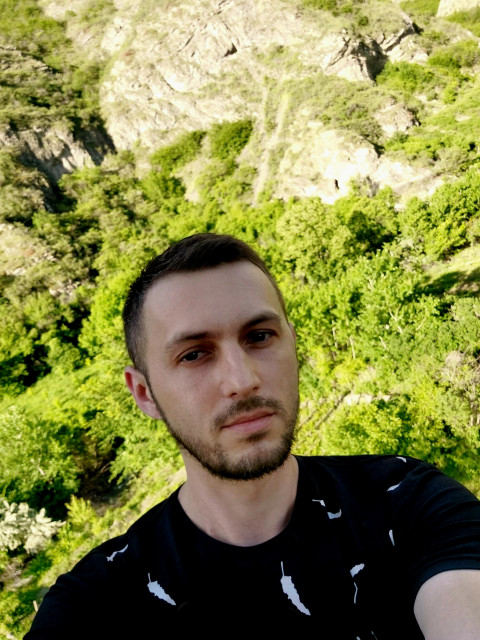 Илья, Грузия, Тбилиси. Фото на сайте ГдеПапа.Ру