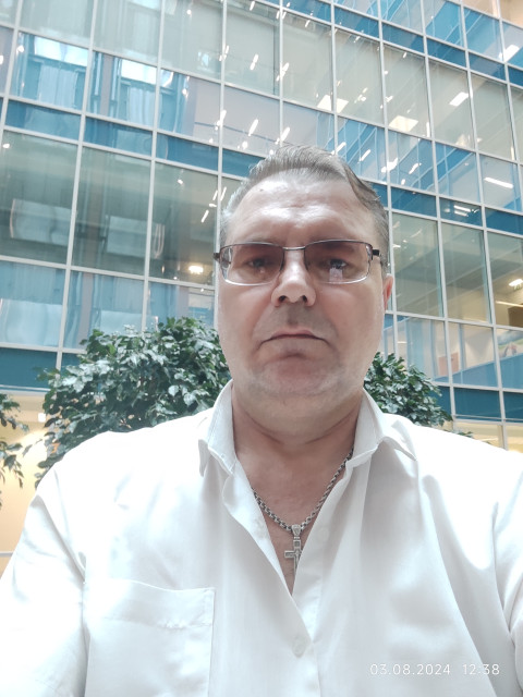 Вадим, Москва, 52 года, 1 ребенок, 6 фото. Познакомлюсь с женщиной для любви и серьезных отношений, брака и создания семьи, дружбы и общения.  Анкета 657465. 