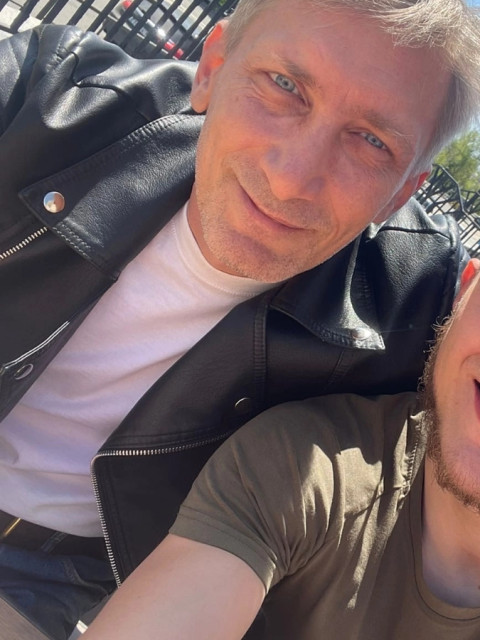 Летов, Россия, Донецк, 51 год. Познакомлюсь с женщиной для любви и серьезных отношений, дружбы и общения. Я выдуман напрочь