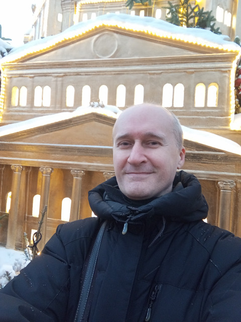 Степан, Россия, Москва, 50 лет. Очень хочу найти хорошую женщину, культурную, умную, добрую, домашнюю, не способную на подлость. Очень...  Анкета 660422. 