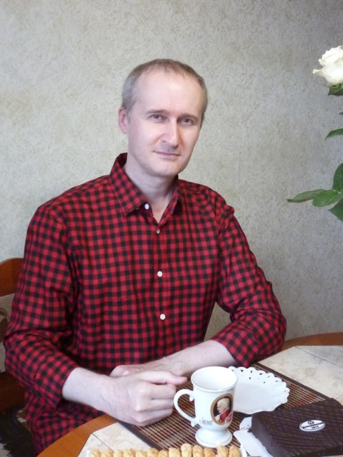 Степан, Россия, Москва, 50 лет. Очень хочу найти хорошую женщину, культурную, умную, добрую, домашнюю, не способную на подлость. Очень...  Анкета 660422. 