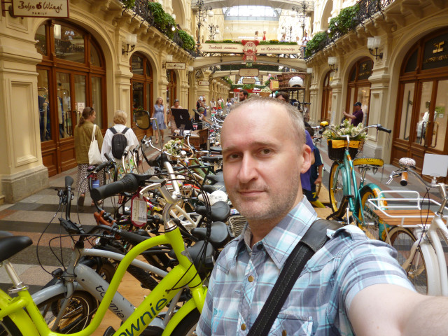 Степан, Москва, 51 год. Очень хочу найти хорошую женщину, культурную, умную, добрую, домашнюю, не способную на подлость. Очень...  Анкета 660422. 