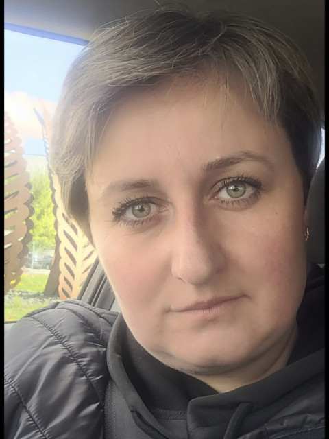 Лидия, Москва, 42 года, 1 ребенок, 4 фото. Познакомлюсь с добрым, честым мужчиной для серьёзных отношений.  Анкета 663907. 