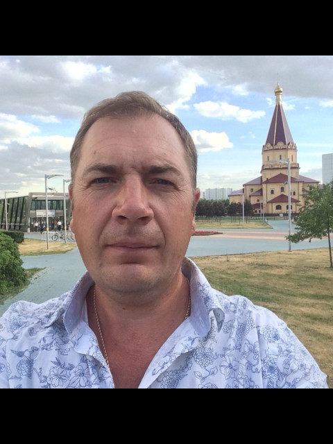 Андрей, Россия, Москва, 49 лет. Хочу найти НадежнуюНе курю, выпиваю редко в ко пании, целеустремленный, уравновешен .