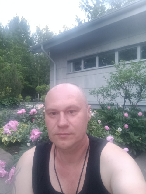 Андрей, Москва, м. Потапово, 45 лет, 2 ребенка. Познакомлюсь с женщиной для любви и серьезных отношений, брака и создания семьи.В разводе