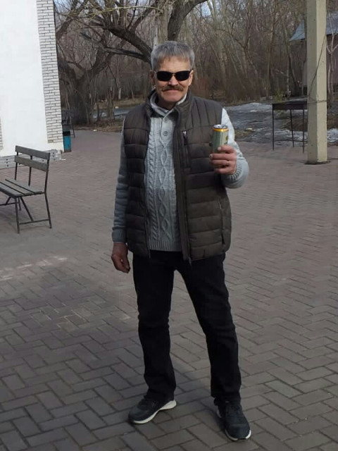 Василий, Казахстан, Темиртау, 44 года. Познакомлюсь с женщиной для дружбы и общения.Разведен одинок