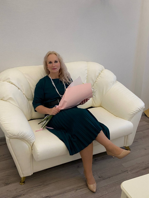 Анна, Россия, Санкт-Петербург, 48 лет, 1 ребенок. Для надежных, теплых отношений ищу свободного мужчину от 43-62 лет из Петербурга или области, который...  Анкета 666858. 