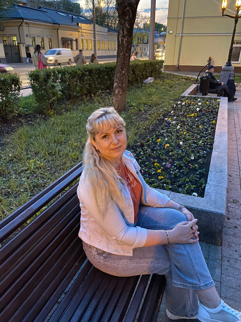 Людмила, Москва, м. Шипиловская, 40 лет, 1 ребенок. Познакомлюсь с мужчиной для любви и серьезных отношений, брака и создания семьи.  Анкета 668094. 