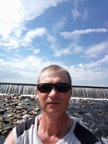 Артур Шкатуло, Беларусь, Витебск, 53 года, 1 ребенок. Хочу найти Добрую, любящию, верную, которой можно доверять во всёмПри встречи