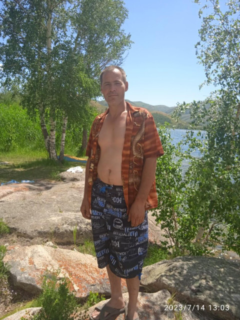 Михаил, Казахстан, Усть-Каменогорск, 43 года. Я есть я