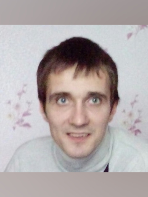 Александр, Россия, Волжск, 36 лет. Познакомлюсь с женщиной для любви и серьезных отношений. Я простой парень веселый и скромный. 