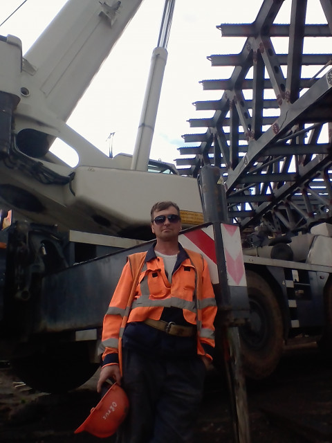 Роман, Элиста, 50 лет, 1 ребенок, 16 фото. Разведен, есть сын 2010 г. р.