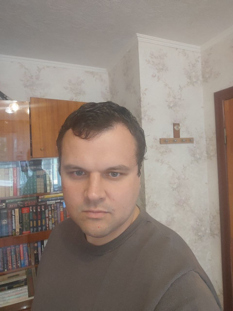 Евгений, Россия, Краснодар, 36 лет, 2 ребенка. Ищу девушку, которая живёт своей жизнью: работает, чем-то увлекается, любит движение. 

Если есть...  Анкета 681615. 