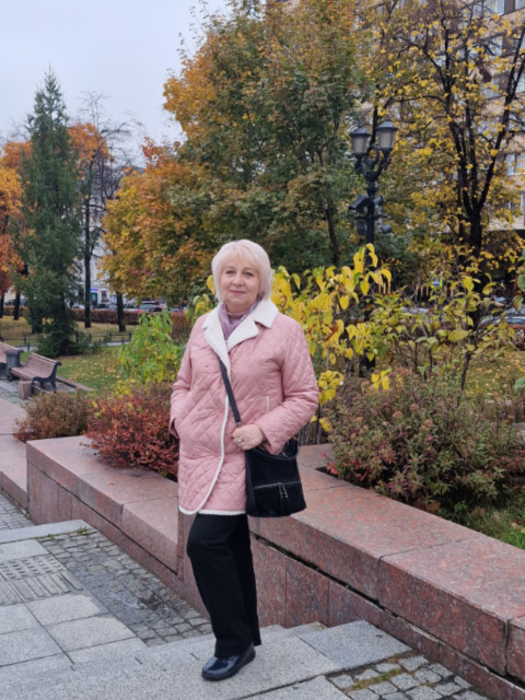 Татьяна, Россия, Москва, 68 лет. Познакомлюсь с мужчиной для серьезных отношений. Порядочность, искренность и доброжелательность в приоритете....  Анкета 684648. 