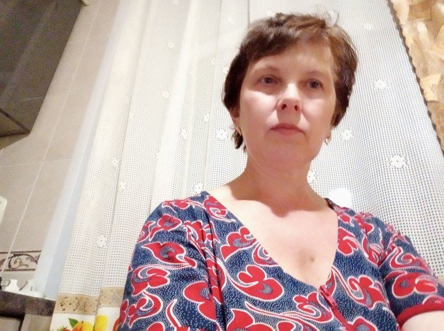 Ирина Писаренкова, Россия, Смоленск, 62 года, 1 ребенок. Хочу найти Для серьёзных отношенийПроживаю с дочкой. Работаю. 