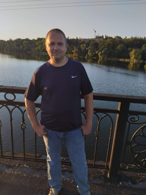 Знакомства для секса с парами в Донецке — Пара ищет мужчину