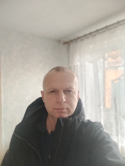 Сергей, Россия, Москва, 45 лет, 1 ребенок. Познакомлюсь с женщиной для дружбы и общения. Анкета 686717. 