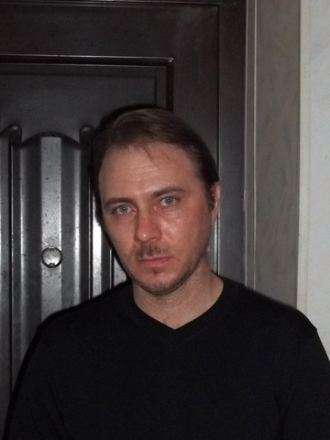 Руслан, Россия, Липецк, 49 лет, 2 ребенка. Я обычный. Не особо высокий. Голубые глаза и большая душа