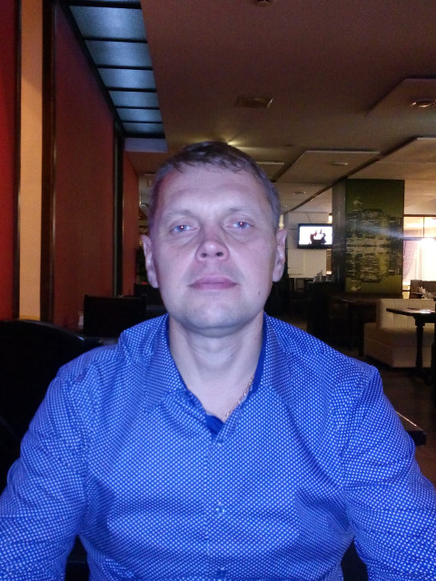 Олег, Россия, Нижнекамск, 52 года. Он ищет её: Познакомлюсь с женщиной для брака и создания семьи, воспитания детей, рождения совместных детей. Анкета 688720. 