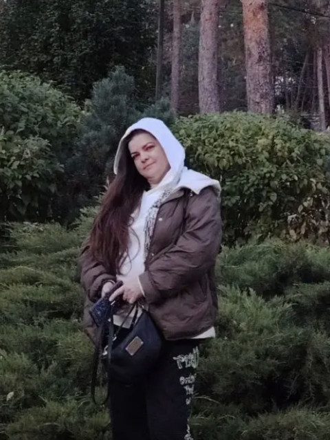 Елена, Россия, Москва, 54 года, 1 ребенок. Познакомлюсь с русским, добрым, жизнерадостным и симпатичным мужчиной до 55 лет! Для создания семьи....  Анкета 688917. 