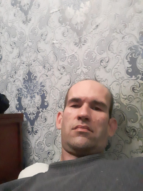 Антон, Россия, Саратов, 46 лет, 1 ребенок. Познакомлюсь с женщиной для любви и серьезных отношений.  Анкета 689444. 