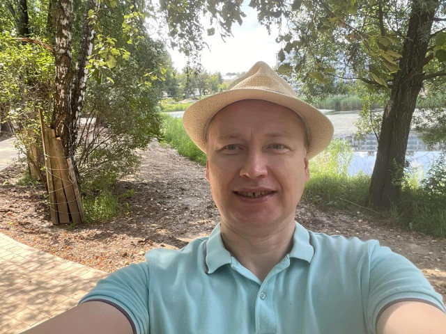 Николай, Люберцы, 49 лет, 2 ребенка, 7 фото. Он ищет её: женщину для брака и создания семьи. 
Можно жить у меня ближайшие 10 лет (своя комната и в городе и   Анкета 690600. 
