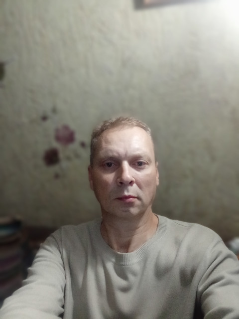 Алексей, Россия, Тула, 49 лет. Познакомлюсь с женщиной для брака и создания семьи. Последнее время многое поменялось в жизни. Как то нужно подстраиваться. В общем я сейчас абсолютно о