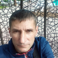 Максим, Россия, Луганск, 42 года