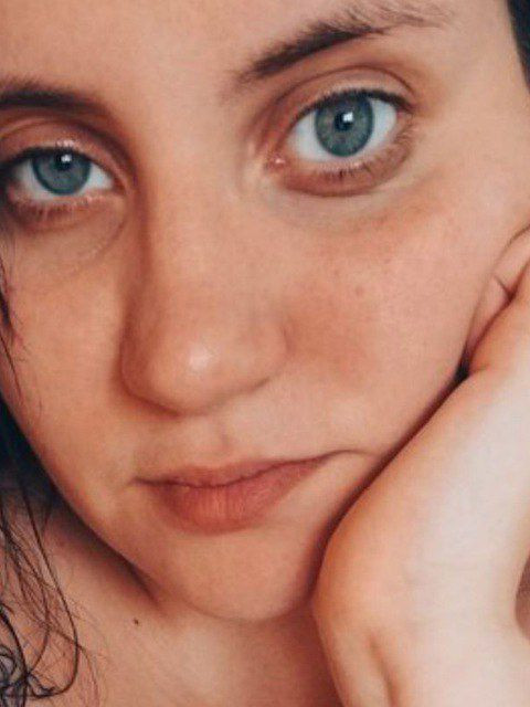 Ольга Олеговна, Москва, 27 лет, 2 ребенка, 1 фото. Творческая девушка, люблю готовить, много работаю, ценю уют и теплоту в отношениях