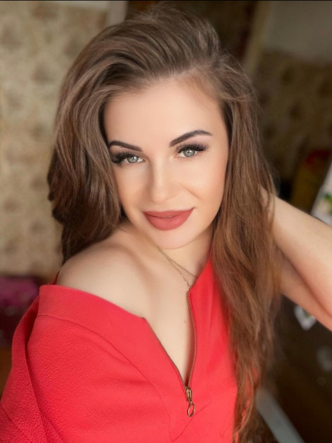 Лидия, Россия, Санкт-Петербург, 35 лет, 1 ребенок. Разбавим так сказать шаблонные фразы: в поисках чего то, кого то…- найти невозможно, можно только всУмна, сильна, позитивна, избирательна, но не зануда 😂, но при огромном желании доберусь до л