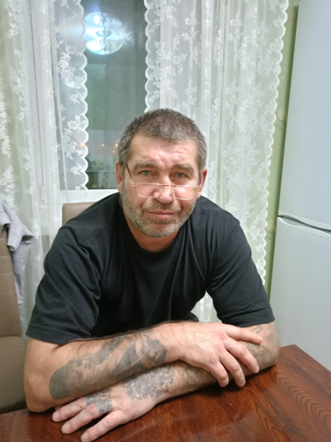 Сергей, Россия, Екатеринбург, 53 года. Познакомлюсь с женщиной для гостевого брака. При встрече