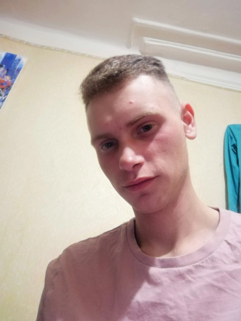 Михаил, Донецк, 28 лет, 1 фото. Ну общительный по крайней мере