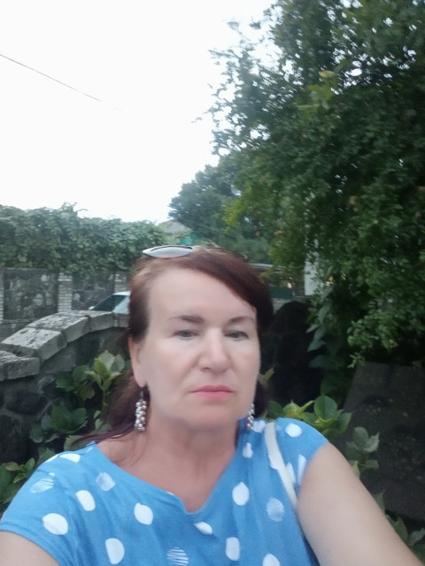 Татьяна, Россия, Москва, 56 лет, 1 ребенок. Познакомлюсь с мужчиной для брака и создания семьи.Я очень добрая умная красивая женщина люблю чистоту уют в доме хорошо готовлю хотела бы познакомитьс