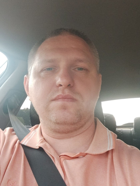 Роман, Москва, 38 лет, 2 ребенка, 2 фото. Познакомлюсь с женщиной для любви и серьезных отношений.  Анкета 694134. 