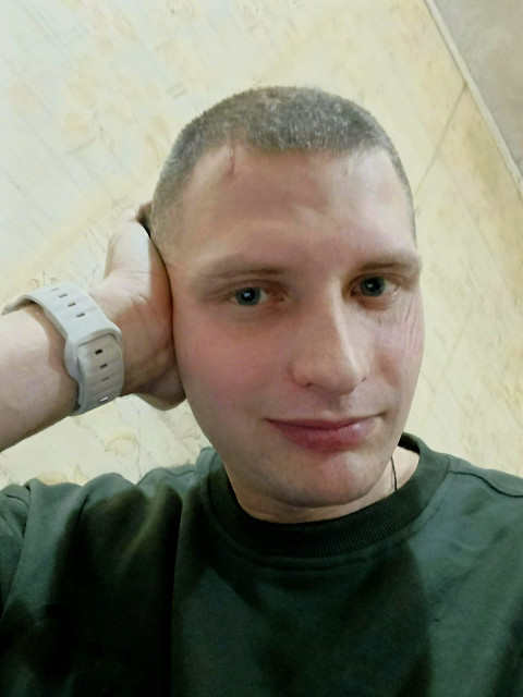 Ренат, Донецк, 27 лет. Познакомлюсь с девушкой для любви и серьезных отношений.  Анкета 696906. 